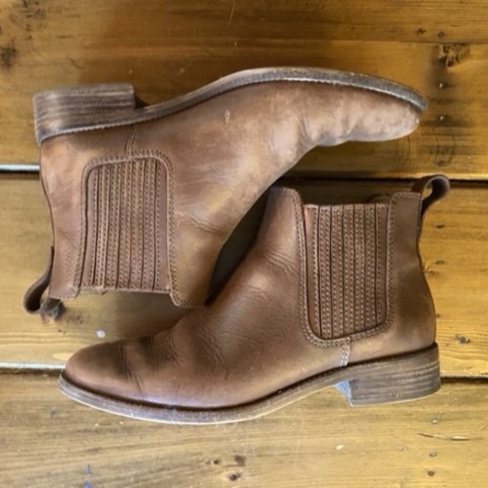 Madewell Ainsley Chelsea Boot 7.5